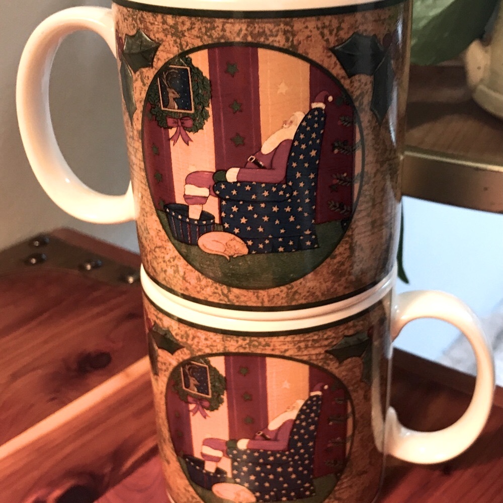 Two VTG 2001 Warren Kimble Coffee Cups Holiday Cheer Mugs for Sakura div Oneida